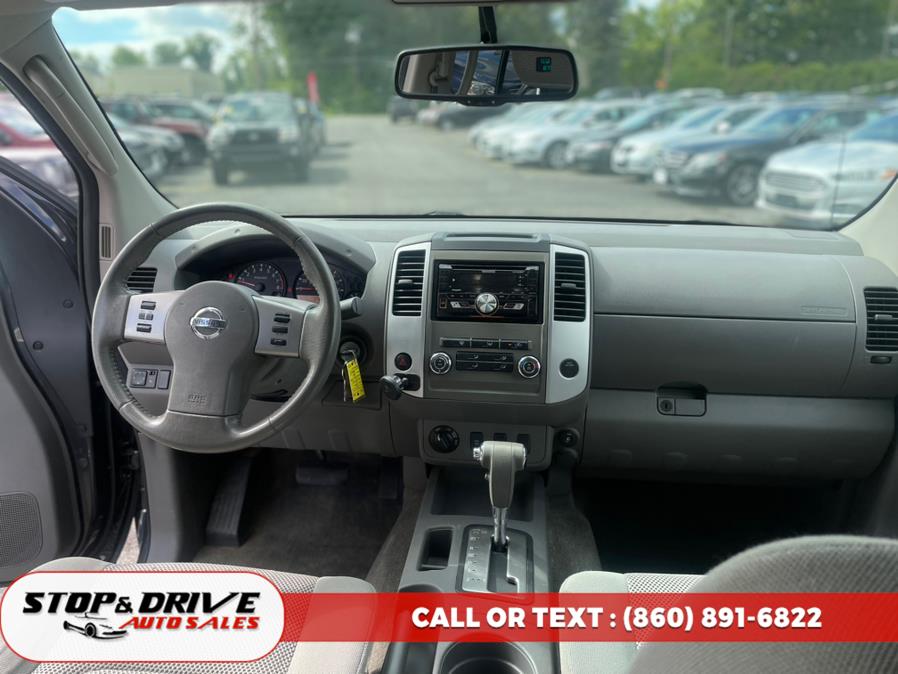 2011 Nissan Frontier 4WD Crew Cab SWB Auto SL, available for sale in East Windsor, Connecticut | Stop & Drive Auto Sales. East Windsor, Connecticut 2011 Nissan Frontier 4WD Crew Cab SWB Auto SL, available for sale in East Windsor, Connecticut | Stop & Drive Auto Sales. East Windsor, Connecticut