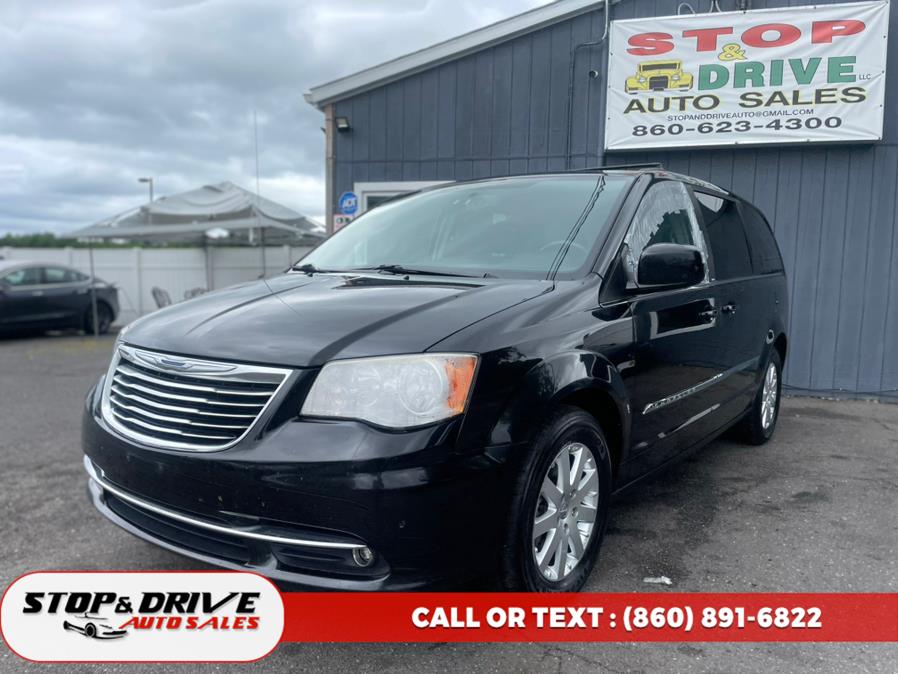 Used Chrysler Town & Country 4dr Wgn Touring 2014 | Stop & Drive Auto Sales. East Windsor, Connecticut