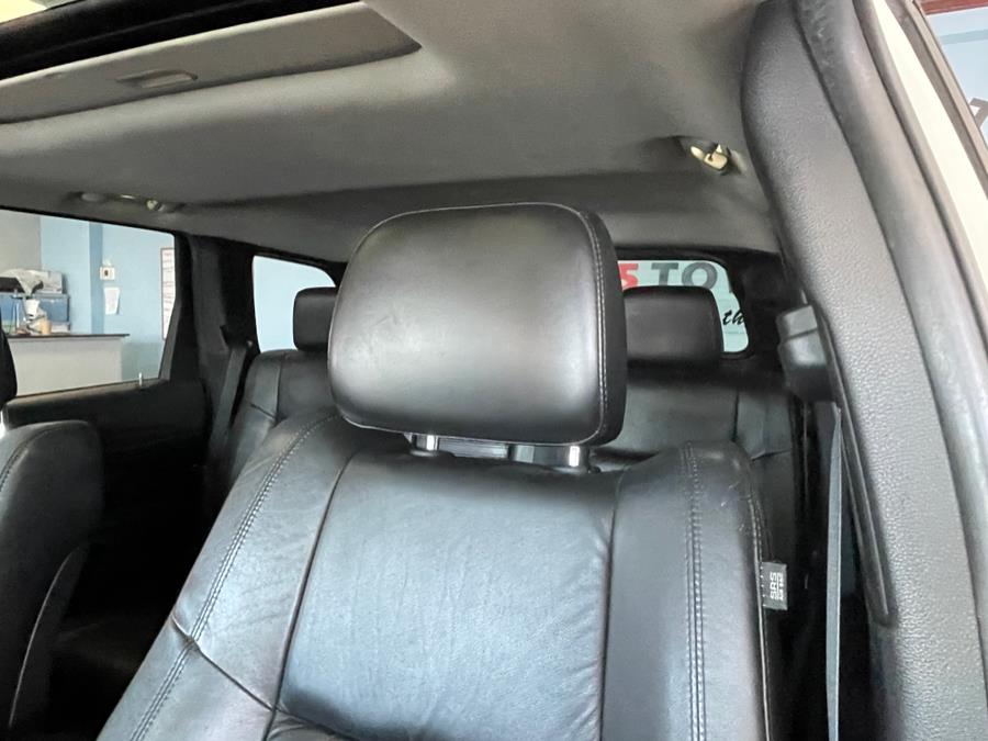 Used Jeep Grand Cherokee 4WD 4dr Laredo 2012 | 5 Towns Drive. Inwood, New York Used Jeep Grand Cherokee 4WD 4dr Laredo 2012 | 5 Towns Drive. Inwood, New York
