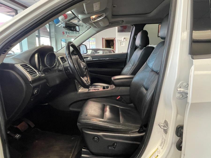 Used Jeep Grand Cherokee 4WD 4dr Laredo 2012 | 5 Towns Drive. Inwood, New York Used Jeep Grand Cherokee 4WD 4dr Laredo 2012 | 5 Towns Drive. Inwood, New York