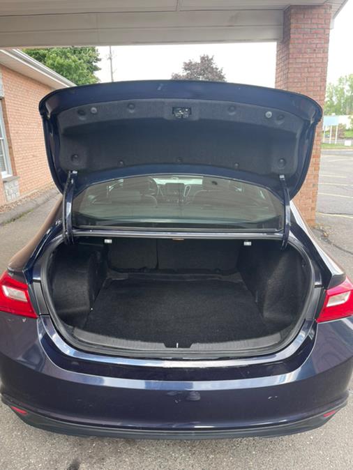 Used Chevrolet Malibu 4dr Sdn LS w/1FL 2017 | Supreme Automotive. New Britain, Connecticut Used Chevrolet Malibu 4dr Sdn LS w/1FL 2017 | Supreme Automotive. New Britain, Connecticut