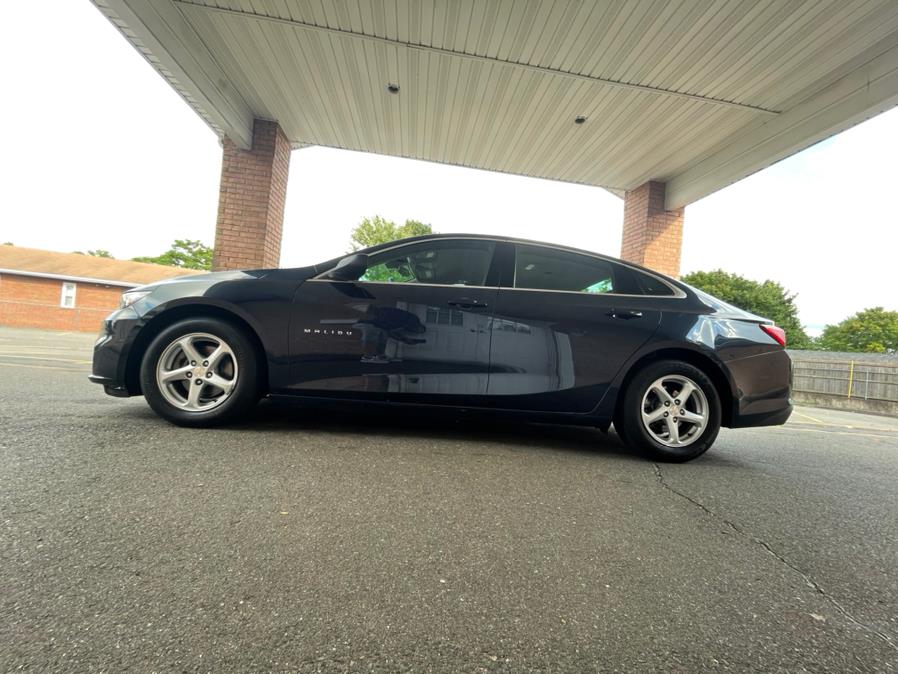 Used Chevrolet Malibu 4dr Sdn LS w/1FL 2017 | Supreme Automotive. New Britain, Connecticut Used Chevrolet Malibu 4dr Sdn LS w/1FL 2017 | Supreme Automotive. New Britain, Connecticut