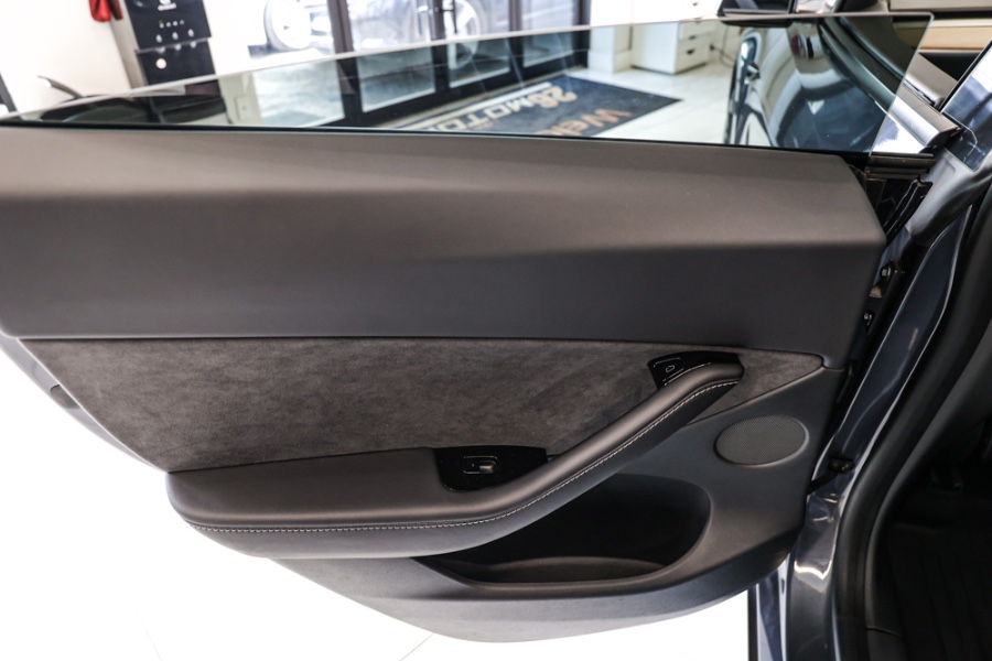 Used Tesla Model Y Long Range AWD 2021 | 26 Motors Long Island. ELMONT, New York Used Tesla Model Y Long Range AWD 2021 | 26 Motors Long Island. ELMONT, New York