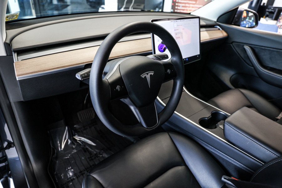 Used Tesla Model Y Long Range AWD 2021 | 26 Motors Long Island. ELMONT, New York Used Tesla Model Y Long Range AWD 2021 | 26 Motors Long Island. ELMONT, New York