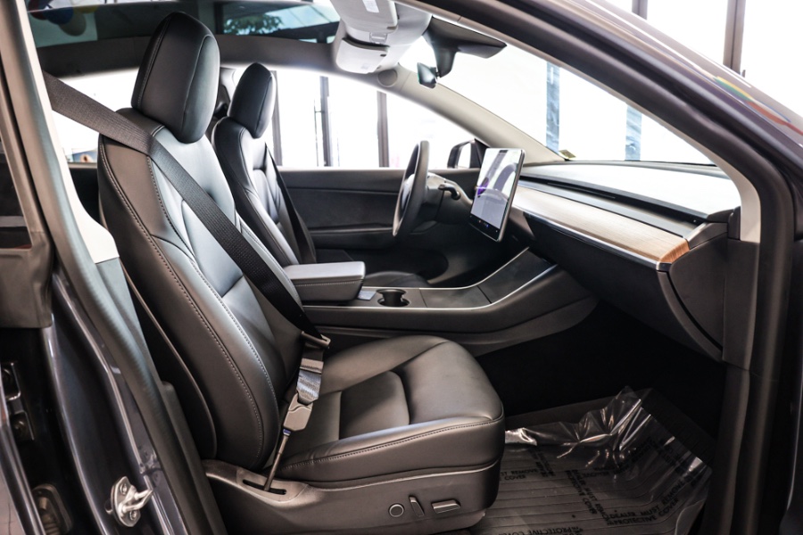 Used Tesla Model Y Long Range AWD 2021 | 26 Motors Long Island. ELMONT, New York Used Tesla Model Y Long Range AWD 2021 | 26 Motors Long Island. ELMONT, New York