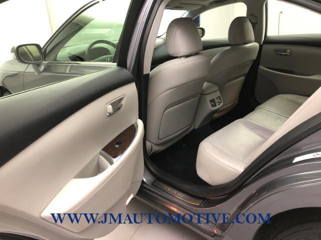 2012 Lexus Es 350 4dr Sdn, available for sale in Naugatuck, Connecticut | J&M Automotive Sls&Svc LLC. Naugatuck, Connecticut 2012 Lexus Es 350 4dr Sdn, available for sale in Naugatuck, Connecticut | J&M Automotive Sls&Svc LLC. Naugatuck, Connecticut