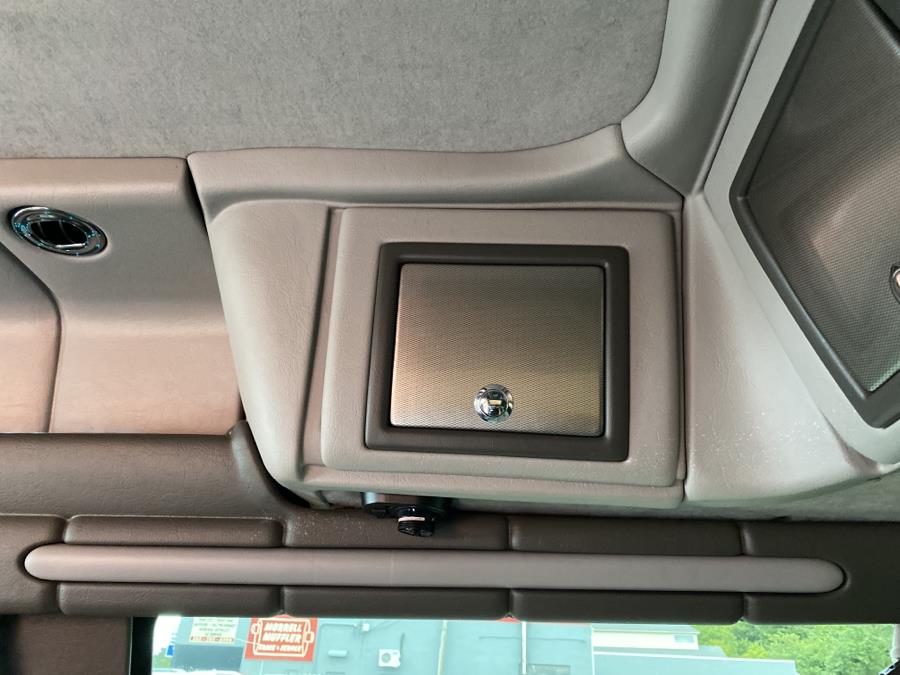 Used Chevrolet Conversion Van 1500 HiTop Sherrod Custom 2006 | National Auto Brokers, Inc.. Waterbury, Connecticut Used Chevrolet Conversion Van 1500 HiTop Sherrod Custom 2006 | National Auto Brokers, Inc.. Waterbury, Connecticut