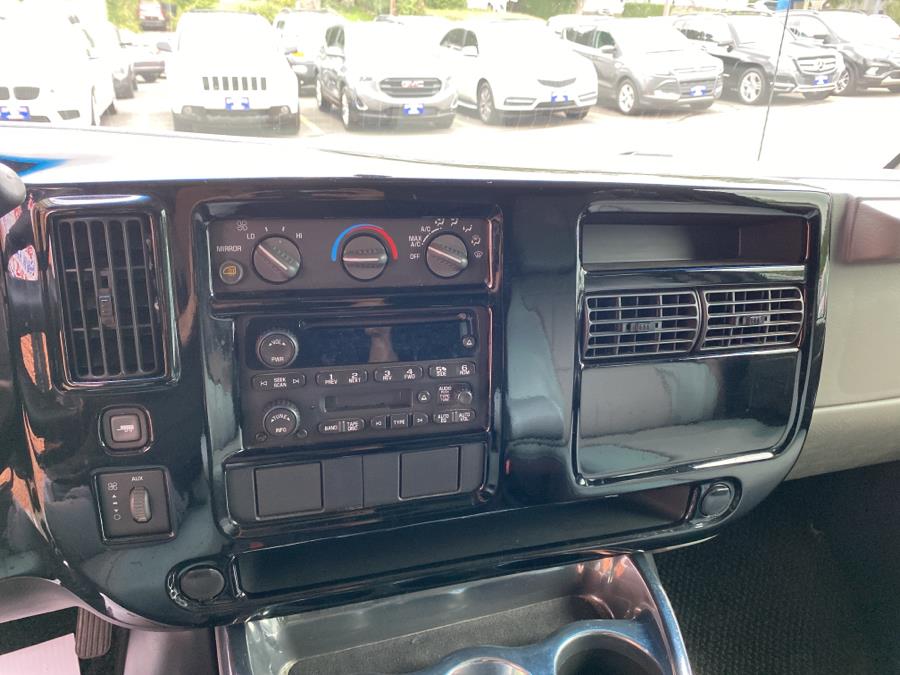 Used Chevrolet Conversion Van 1500 HiTop Sherrod Custom 2006 | National Auto Brokers, Inc.. Waterbury, Connecticut Used Chevrolet Conversion Van 1500 HiTop Sherrod Custom 2006 | National Auto Brokers, Inc.. Waterbury, Connecticut