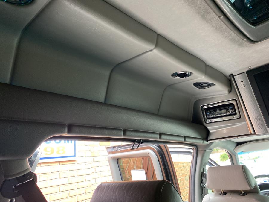 Used Chevrolet Conversion Van 1500 HiTop Sherrod Custom 2006 | National Auto Brokers, Inc.. Waterbury, Connecticut Used Chevrolet Conversion Van 1500 HiTop Sherrod Custom 2006 | National Auto Brokers, Inc.. Waterbury, Connecticut