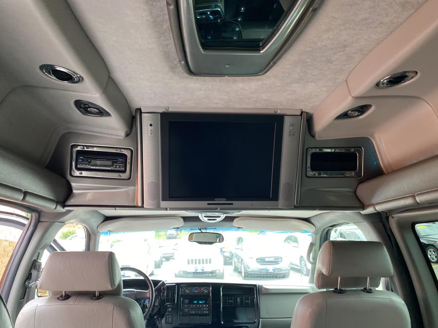 Used Chevrolet Conversion Van 1500 HiTop Sherrod Custom 2006 | National Auto Brokers, Inc.. Waterbury, Connecticut Used Chevrolet Conversion Van 1500 HiTop Sherrod Custom 2006 | National Auto Brokers, Inc.. Waterbury, Connecticut