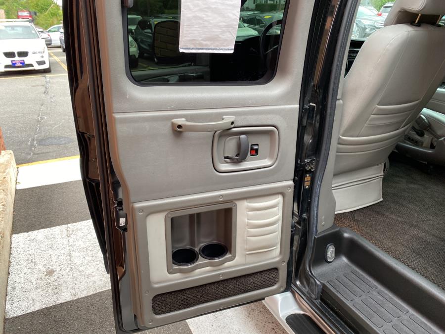Used Chevrolet Conversion Van 1500 HiTop Sherrod Custom 2006 | National Auto Brokers, Inc.. Waterbury, Connecticut Used Chevrolet Conversion Van 1500 HiTop Sherrod Custom 2006 | National Auto Brokers, Inc.. Waterbury, Connecticut