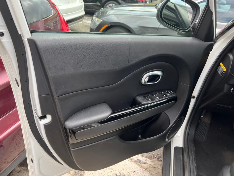 2014 Kia Soul 5dr Wgn Auto !, available for sale in Brooklyn, New York | Atlantic Used Car Sales. Brooklyn, New York 2014 Kia Soul 5dr Wgn Auto !, available for sale in Brooklyn, New York | Atlantic Used Car Sales. Brooklyn, New York