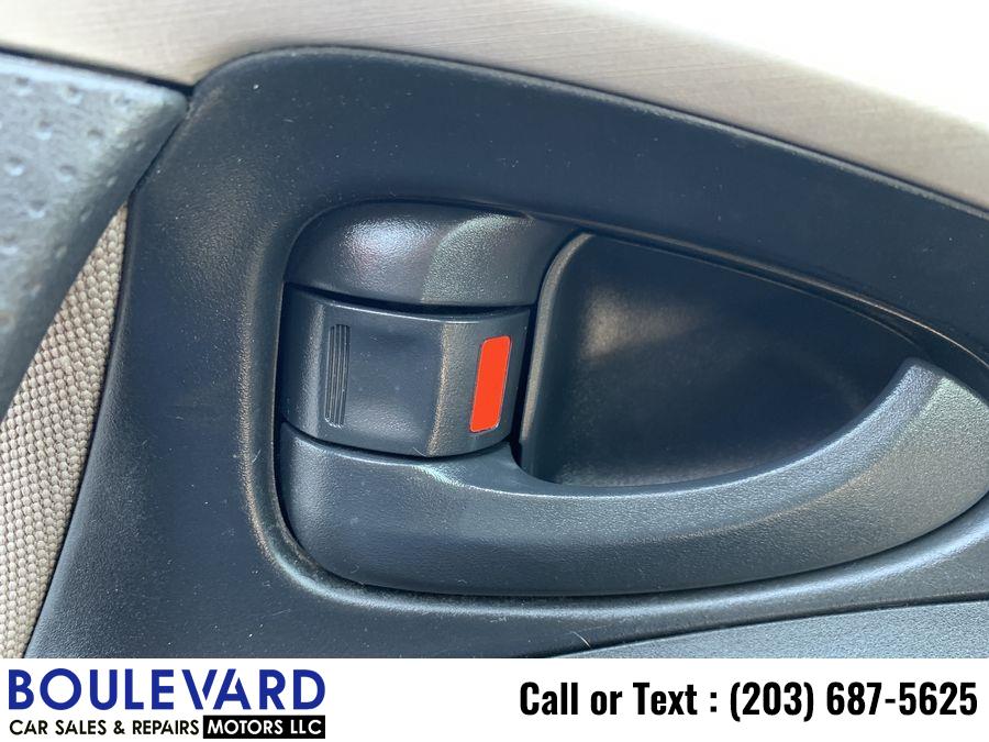 Used Toyota Rav4 Sport Utility 4D 2007 | Boulevard Motors LLC. New Haven, Connecticut Used Toyota Rav4 Sport Utility 4D 2007 | Boulevard Motors LLC. New Haven, Connecticut