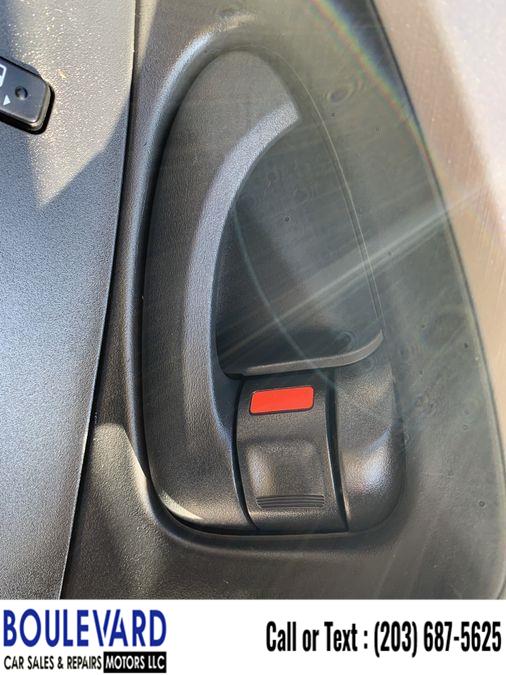 Used Toyota Rav4 Sport Utility 4D 2007 | Boulevard Motors LLC. New Haven, Connecticut Used Toyota Rav4 Sport Utility 4D 2007 | Boulevard Motors LLC. New Haven, Connecticut