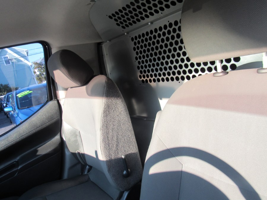 Used Nissan NV200 SV 2014 | Hilario's Auto Sales Inc.. Worcester, Massachusetts Used Nissan NV200 SV 2014 | Hilario's Auto Sales Inc.. Worcester, Massachusetts