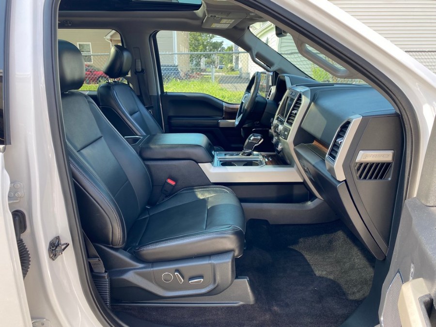 Used Ford F-150 Lariat 4WD SuperCrew 5.5'' Box 2017 | Union Street Auto Sales. West Springfield, Massachusetts Used Ford F-150 Lariat 4WD SuperCrew 5.5'' Box 2017 | Union Street Auto Sales. West Springfield, Massachusetts