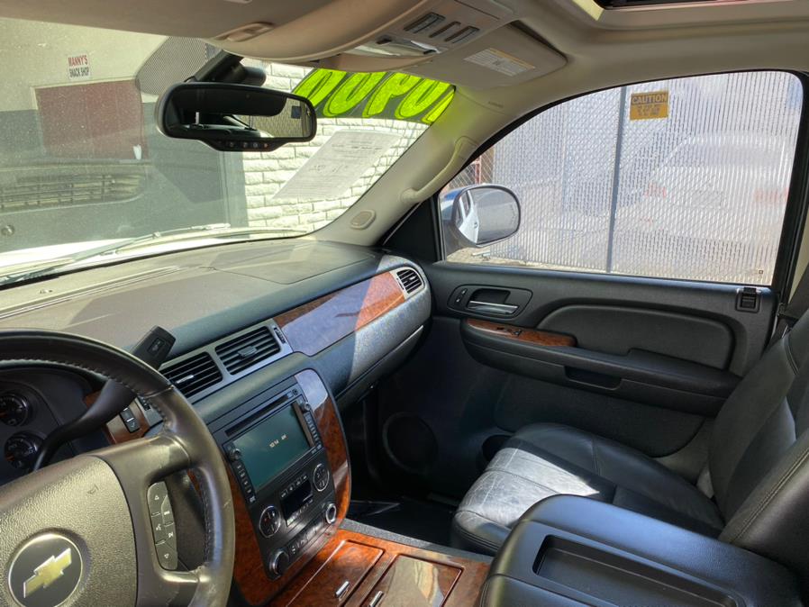 2008 Chevrolet Suburban 2WD 4dr 1500 LTZ, available for sale in Garden Grove, California | U Save Auto Auction. Garden Grove, California 2008 Chevrolet Suburban 2WD 4dr 1500 LTZ, available for sale in Garden Grove, California | U Save Auto Auction. Garden Grove, California