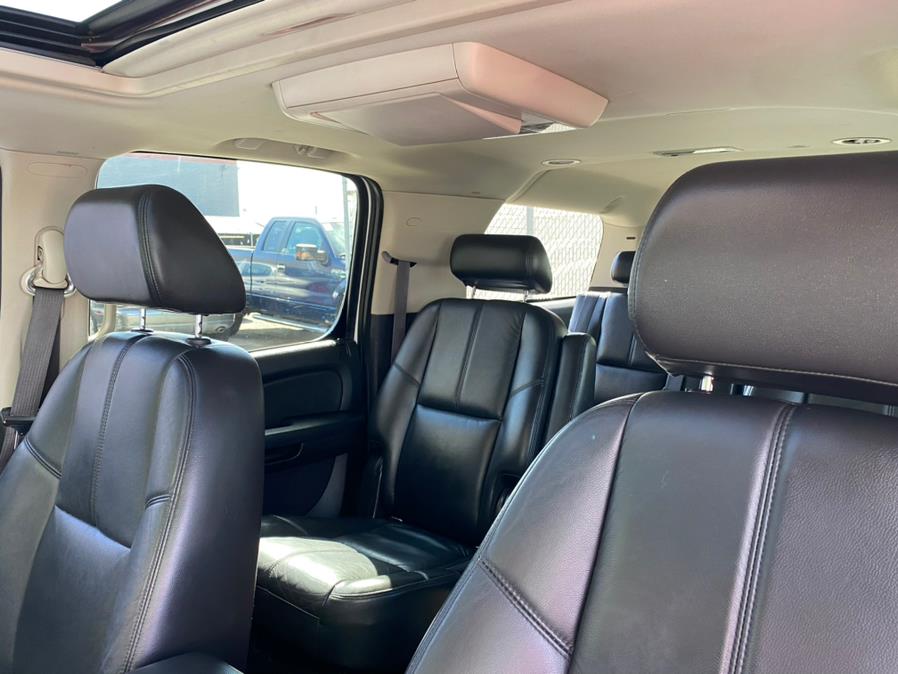 2008 Chevrolet Suburban 2WD 4dr 1500 LTZ, available for sale in Garden Grove, California | U Save Auto Auction. Garden Grove, California 2008 Chevrolet Suburban 2WD 4dr 1500 LTZ, available for sale in Garden Grove, California | U Save Auto Auction. Garden Grove, California