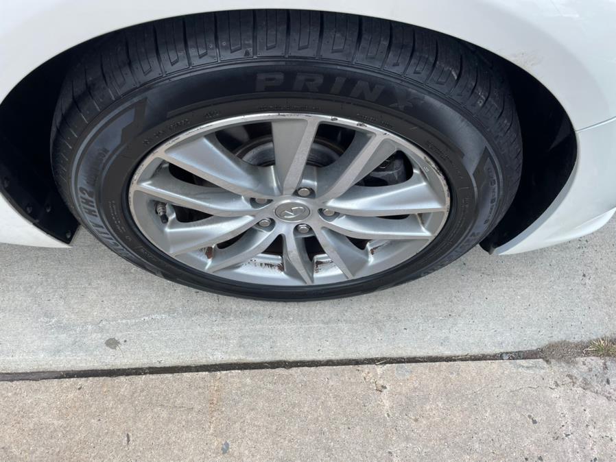 2015 INFINITI Q50 4dr Sdn Premium AWD, available for sale in Manchester, Connecticut | Carsonmain LLC. Manchester, Connecticut 2015 INFINITI Q50 4dr Sdn Premium AWD, available for sale in Manchester, Connecticut | Carsonmain LLC. Manchester, Connecticut