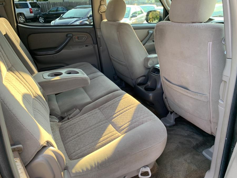 Used Toyota Tundra DoubleCab V8 SR5 4WD 2006 | Absolute Motors Inc. Springfield, Massachusetts Used Toyota Tundra DoubleCab V8 SR5 4WD 2006 | Absolute Motors Inc. Springfield, Massachusetts