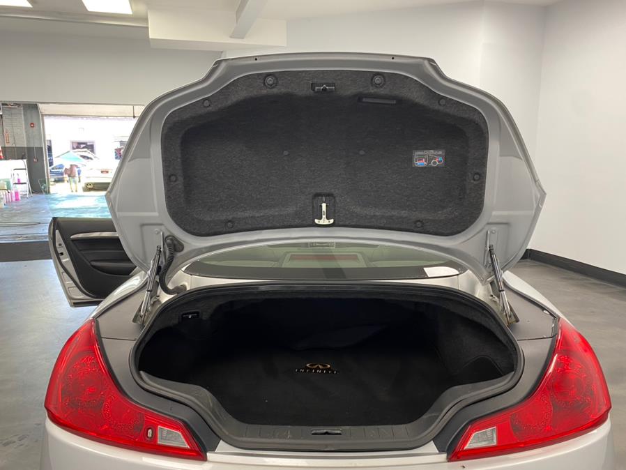 Used INFINITI Q60 Coupe 2dr Auto AWD 2014 | M Auto Group. Elizabeth, New Jersey Used INFINITI Q60 Coupe 2dr Auto AWD 2014 | M Auto Group. Elizabeth, New Jersey