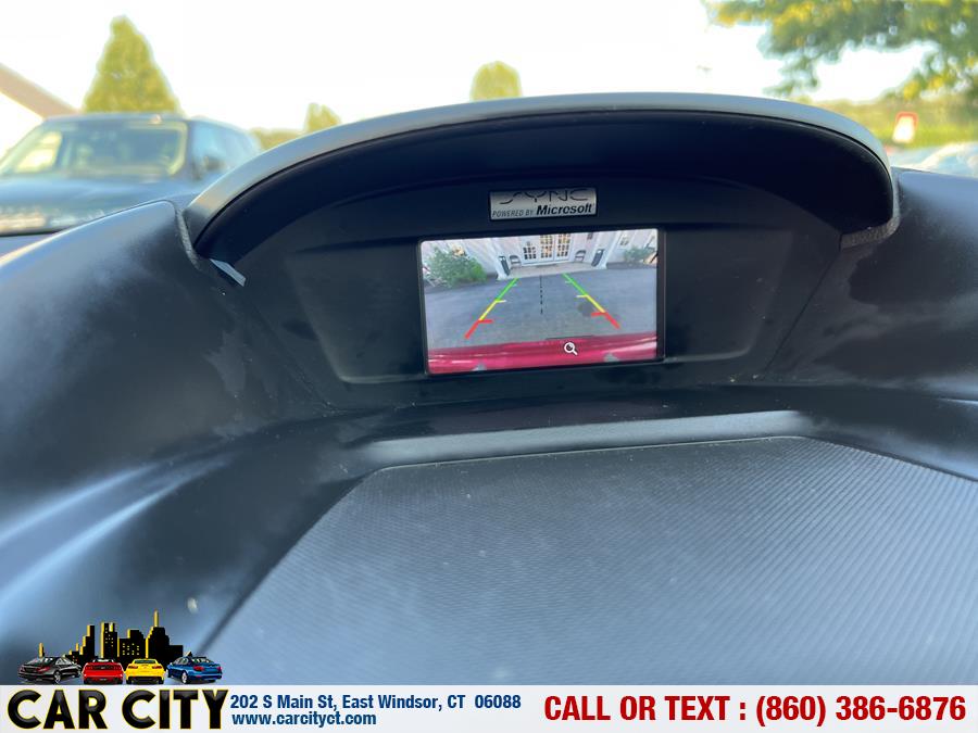 2015 Ford Escape 4WD 4dr SE, available for sale in East Windsor, Connecticut | Car City LLC. East Windsor, Connecticut 2015 Ford Escape 4WD 4dr SE, available for sale in East Windsor, Connecticut | Car City LLC. East Windsor, Connecticut