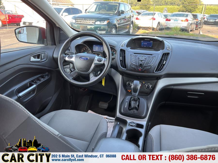 2015 Ford Escape 4WD 4dr SE, available for sale in East Windsor, Connecticut | Car City LLC. East Windsor, Connecticut 2015 Ford Escape 4WD 4dr SE, available for sale in East Windsor, Connecticut | Car City LLC. East Windsor, Connecticut