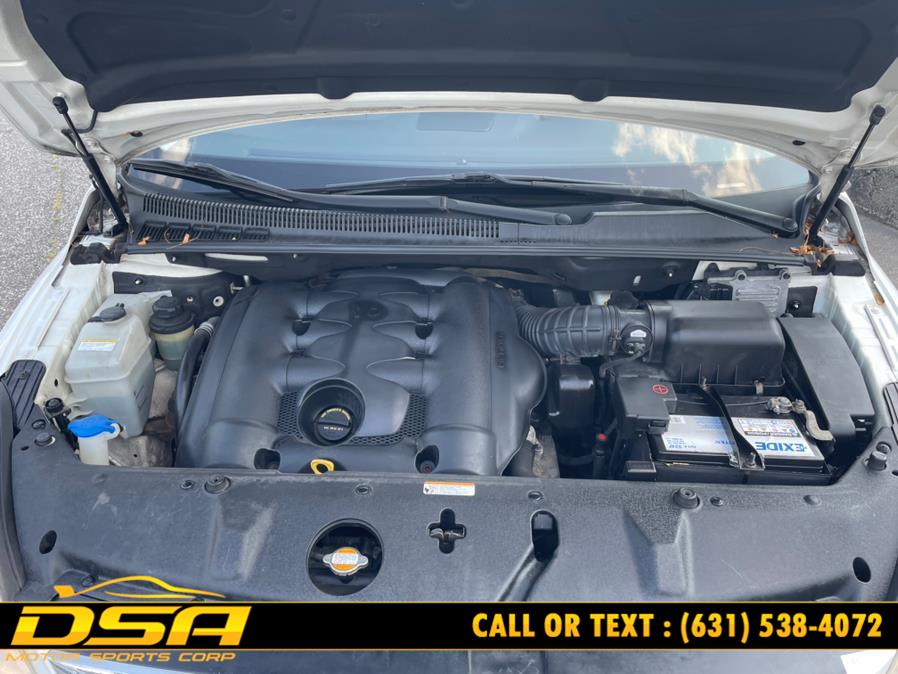 2008 Hyundai Entourage 4dr Wgn GLS, available for sale in Commack, New York | DSA Motor Sports Corp. Commack, New York 2008 Hyundai Entourage 4dr Wgn GLS, available for sale in Commack, New York | DSA Motor Sports Corp. Commack, New York