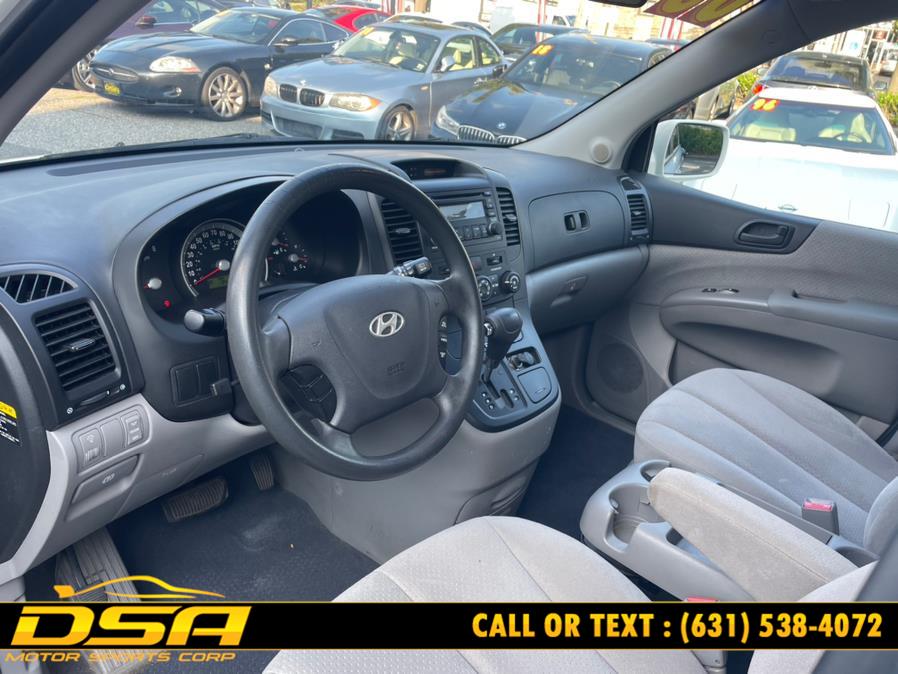 2008 Hyundai Entourage 4dr Wgn GLS, available for sale in Commack, New York | DSA Motor Sports Corp. Commack, New York 2008 Hyundai Entourage 4dr Wgn GLS, available for sale in Commack, New York | DSA Motor Sports Corp. Commack, New York