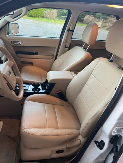 Used Ford Escape 4WD 4dr Limited 2011 | Supreme Automotive. New Britain, Connecticut Used Ford Escape 4WD 4dr Limited 2011 | Supreme Automotive. New Britain, Connecticut