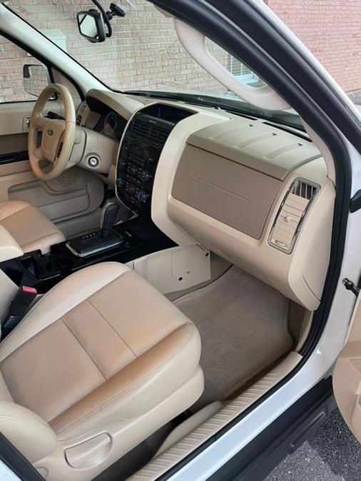Used Ford Escape 4WD 4dr Limited 2011 | Supreme Automotive. New Britain, Connecticut Used Ford Escape 4WD 4dr Limited 2011 | Supreme Automotive. New Britain, Connecticut