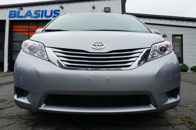 Used Toyota Sienna LE 2016 | Blasius of Danbury. Danbury, Connecticut Used Toyota Sienna LE 2016 | Blasius of Danbury. Danbury, Connecticut