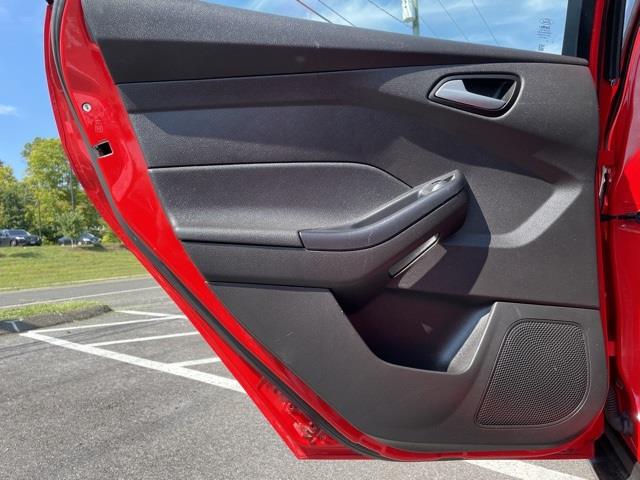 2013 Ford Focus SE, available for sale in Brookfield, Connecticut | Blasius Federal Road. Brookfield, Connecticut 2013 Ford Focus SE, available for sale in Brookfield, Connecticut | Blasius Federal Road. Brookfield, Connecticut