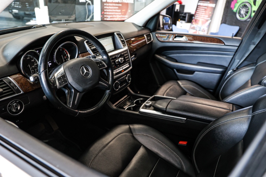 Used Mercedes-Benz M-Class 4MATIC 4dr ML350 2012 | 26 Motors Long Island. ELMONT, New York Used Mercedes-Benz M-Class 4MATIC 4dr ML350 2012 | 26 Motors Long Island. ELMONT, New York
