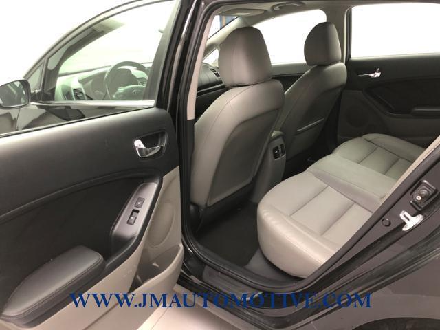 2015 Kia Forte 5-door 5dr HB Auto EX, available for sale in Naugatuck, Connecticut | J&M Automotive Sls&Svc LLC. Naugatuck, Connecticut 2015 Kia Forte 5-door 5dr HB Auto EX, available for sale in Naugatuck, Connecticut | J&M Automotive Sls&Svc LLC. Naugatuck, Connecticut