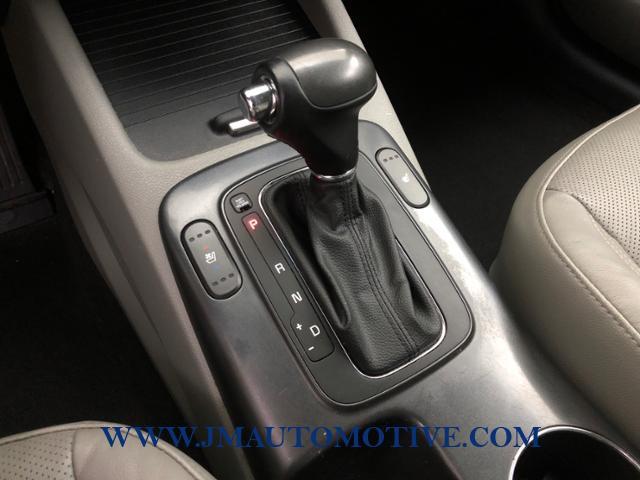 2015 Kia Forte 5-door 5dr HB Auto EX, available for sale in Naugatuck, Connecticut | J&M Automotive Sls&Svc LLC. Naugatuck, Connecticut 2015 Kia Forte 5-door 5dr HB Auto EX, available for sale in Naugatuck, Connecticut | J&M Automotive Sls&Svc LLC. Naugatuck, Connecticut