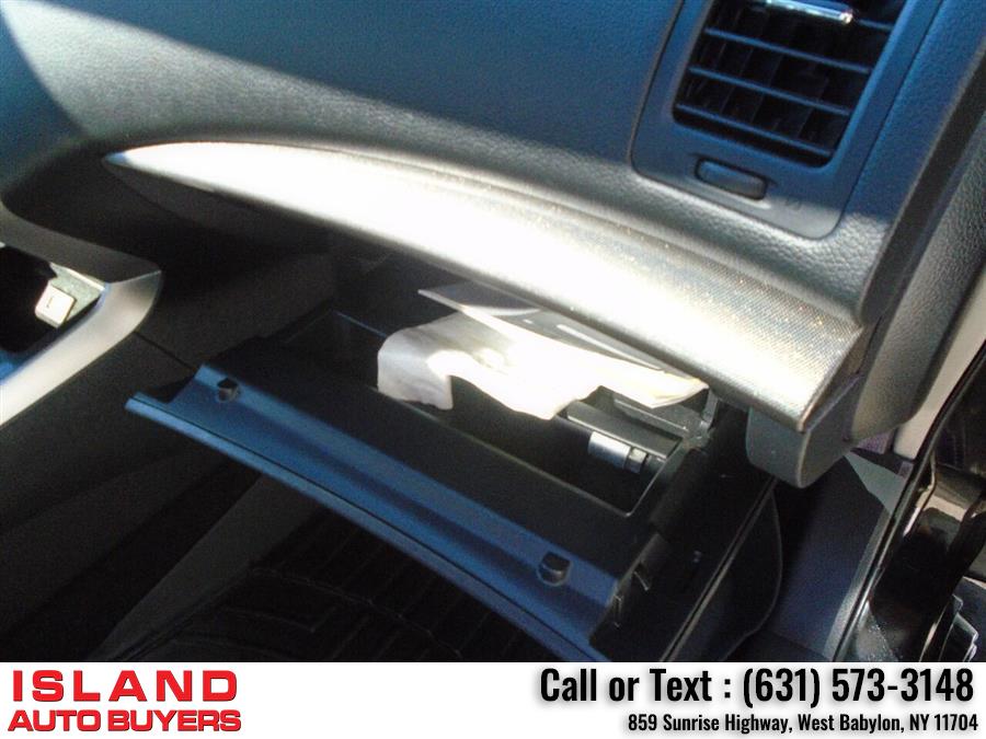 Used Nissan Altima 3.5 SL 4dr Sedan 2013 | Island Auto Buyers. West Babylon, New York Used Nissan Altima 3.5 SL 4dr Sedan 2013 | Island Auto Buyers. West Babylon, New York
