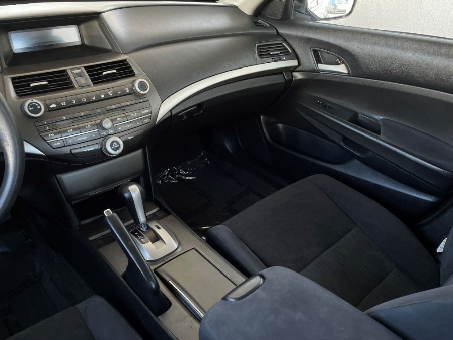 Used Honda Accord Sdn 4dr I4 Auto LX 2012 | Green Light Auto. Corona, California Used Honda Accord Sdn 4dr I4 Auto LX 2012 | Green Light Auto. Corona, California