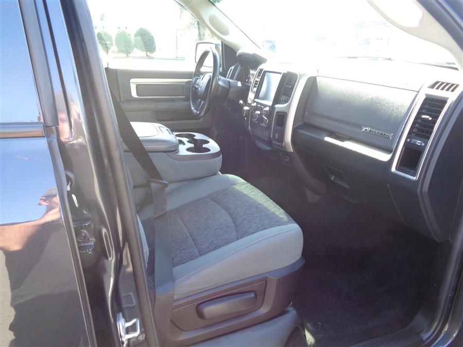 Used Ram 1500 4WD Crew Cab 140.5" Big Horn 2016 | Country Auto Sales. Southwick, Massachusetts Used Ram 1500 4WD Crew Cab 140.5" Big Horn 2016 | Country Auto Sales. Southwick, Massachusetts