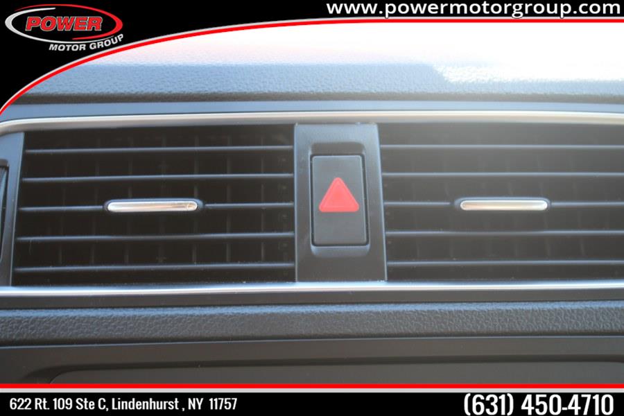 Used Volkswagen Jetta Sedan 4dr Auto SE w/Convenience PZEV 2011 | Power Motor Group. Lindenhurst, New York Used Volkswagen Jetta Sedan 4dr Auto SE w/Convenience PZEV 2011 | Power Motor Group. Lindenhurst, New York