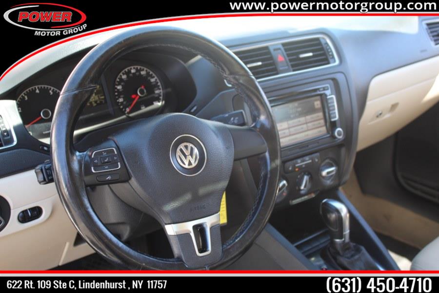 Used Volkswagen Jetta Sedan 4dr Auto SE w/Convenience PZEV 2011 | Power Motor Group. Lindenhurst, New York Used Volkswagen Jetta Sedan 4dr Auto SE w/Convenience PZEV 2011 | Power Motor Group. Lindenhurst, New York