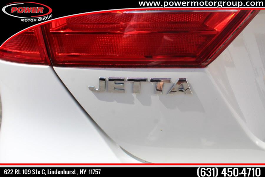 Used Volkswagen Jetta Sedan 4dr Auto SE w/Convenience PZEV 2011 | Power Motor Group. Lindenhurst, New York Used Volkswagen Jetta Sedan 4dr Auto SE w/Convenience PZEV 2011 | Power Motor Group. Lindenhurst, New York