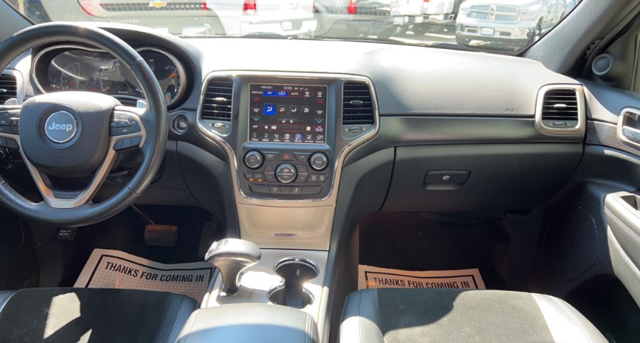 2015 Jeep Grand Cherokee 4WD 4dr Laredo, available for sale in Waterbury, Connecticut | West End Automotive Center. Waterbury, Connecticut 2015 Jeep Grand Cherokee 4WD 4dr Laredo, available for sale in Waterbury, Connecticut | West End Automotive Center. Waterbury, Connecticut