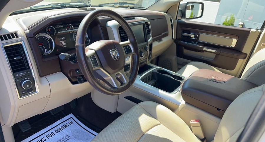 Used Ram 1500 4WD Crew Cab 140.5" Laramie 2016 | West End Automotive Center. Waterbury, Connecticut Used Ram 1500 4WD Crew Cab 140.5" Laramie 2016 | West End Automotive Center. Waterbury, Connecticut