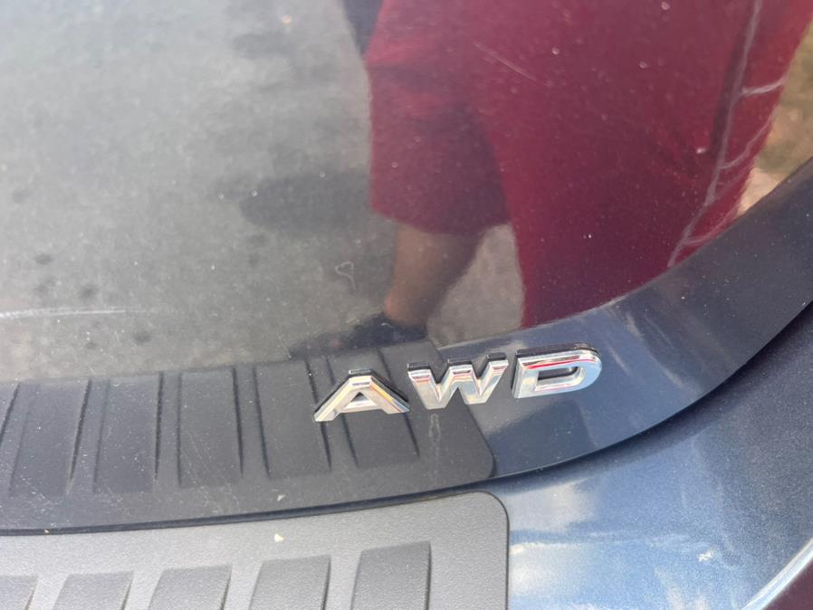 Used Nissan Rogue Select AWD 4dr S 2014 | Wonderland Auto. Revere, Massachusetts