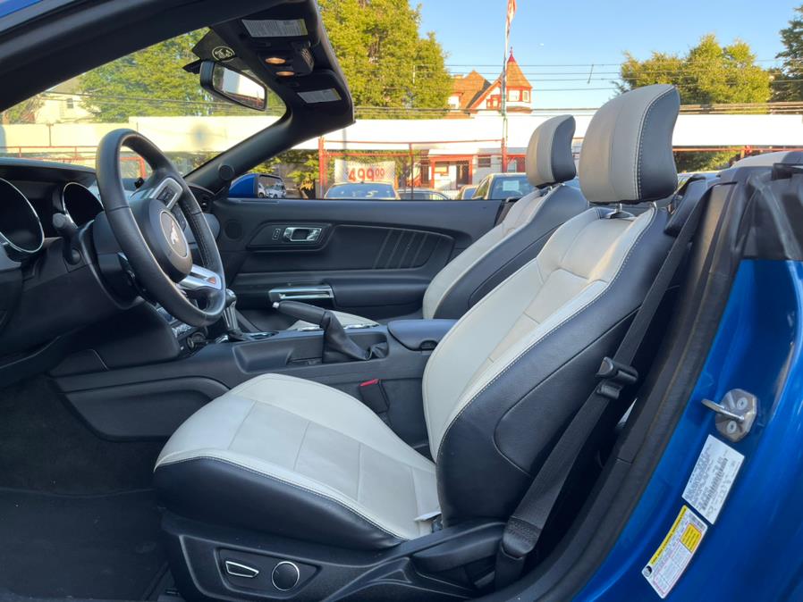 Used Ford Mustang EcoBoost Premium Convertible 2017 | Champion Used Auto Sales 2. Newark , New Jersey Used Ford Mustang EcoBoost Premium Convertible 2017 | Champion Used Auto Sales 2. Newark , New Jersey