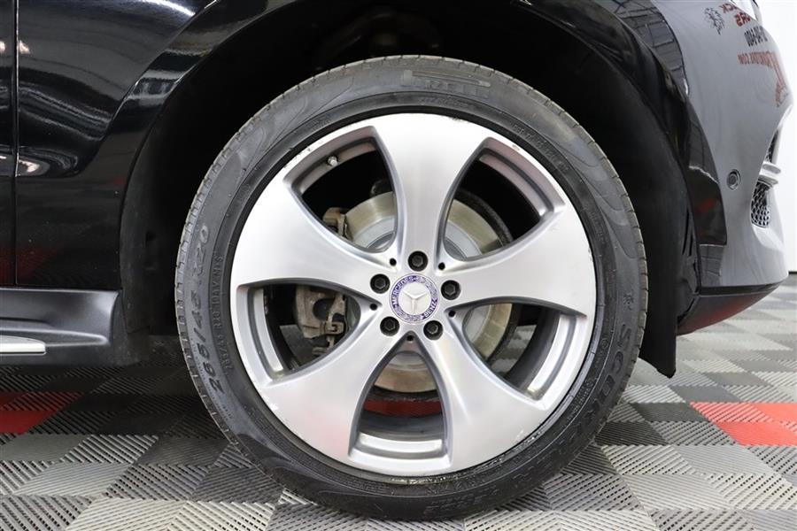 Used Mercedes-benz Gle 350 4MATIC 2017 | Fast Track Motors. Paterson, New Jersey Used Mercedes-benz Gle 350 4MATIC 2017 | Fast Track Motors. Paterson, New Jersey