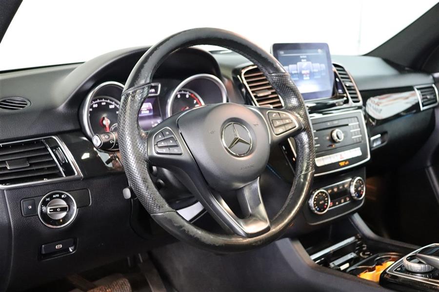 Used Mercedes-benz Gle 350 4MATIC 2017 | Fast Track Motors. Paterson, New Jersey Used Mercedes-benz Gle 350 4MATIC 2017 | Fast Track Motors. Paterson, New Jersey