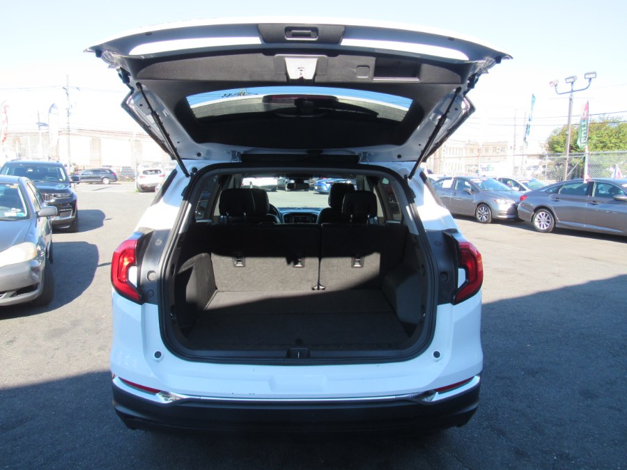 2020 GMC Terrain FWD 4dr SLT, available for sale in Irvington, New Jersey | NJ Used Cars Center. Irvington, New Jersey 2020 GMC Terrain FWD 4dr SLT, available for sale in Irvington, New Jersey | NJ Used Cars Center. Irvington, New Jersey