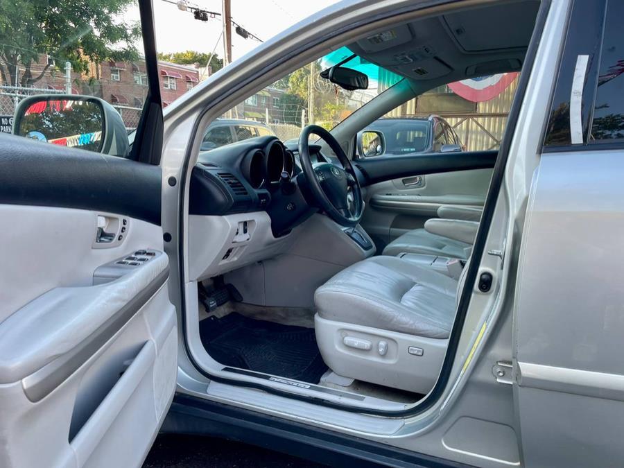 2006 Lexus RX 400h 4dr Hybrid SUV AWD, available for sale in Bronx, New York | Advanced Auto Mall. Bronx, New York 2006 Lexus RX 400h 4dr Hybrid SUV AWD, available for sale in Bronx, New York | Advanced Auto Mall. Bronx, New York
